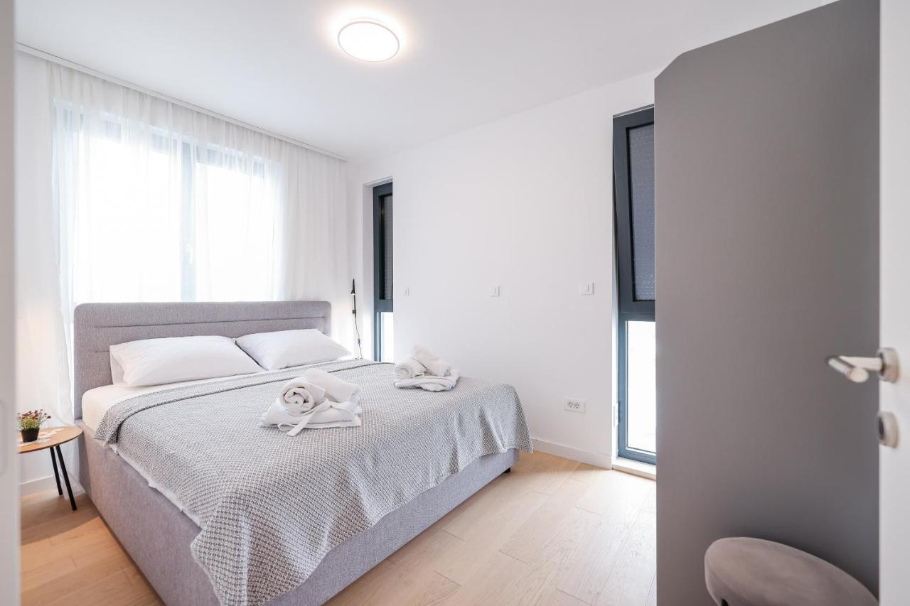 Komod Zadar Exteriör bild